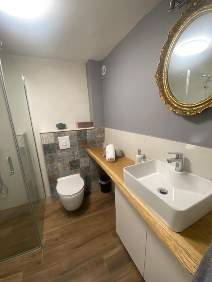 Apartman Oleandar Каштела Экстерьер фото
