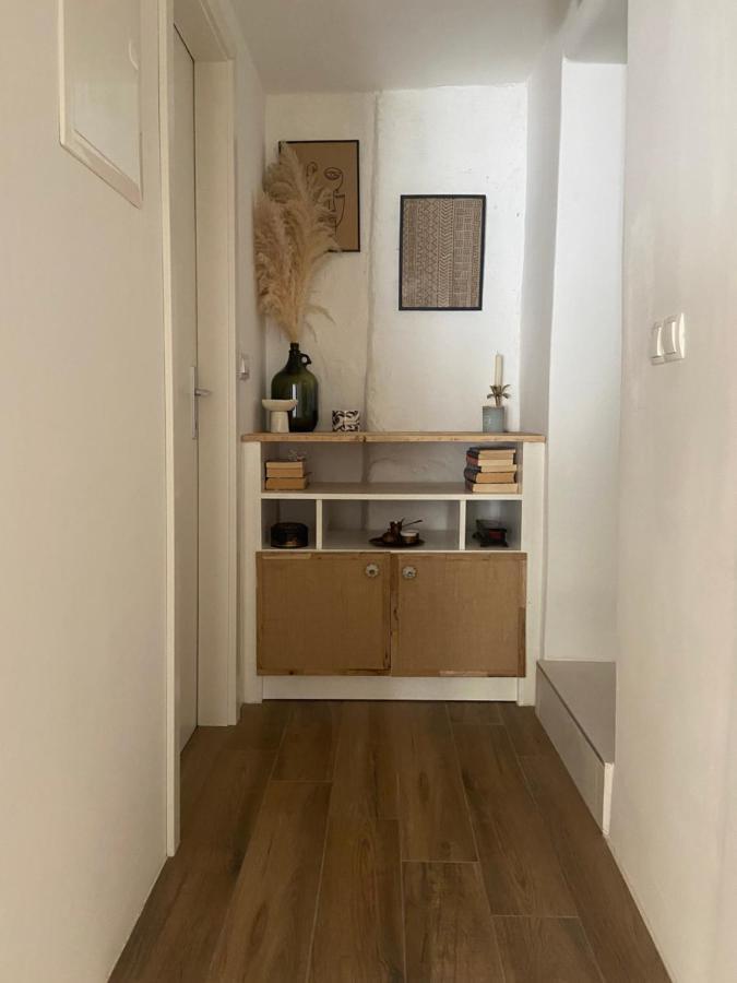 Apartman Oleandar Каштела Экстерьер фото
